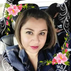 Meet your Posher, Nora